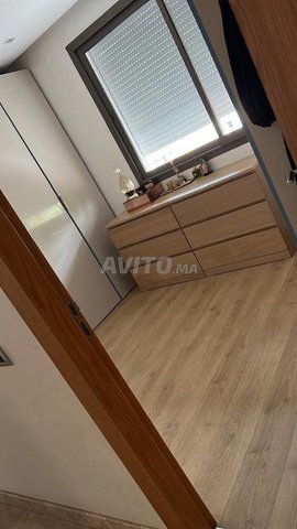 2 coiffeuses beige ikea 