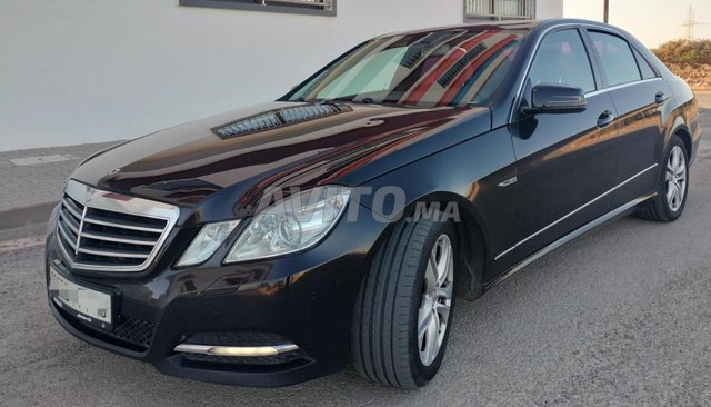 Mercedes-Benz 220 occasion Diesel Modèle 