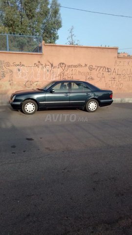 Mercedes-Benz Classe E occasion Diesel Modèle 