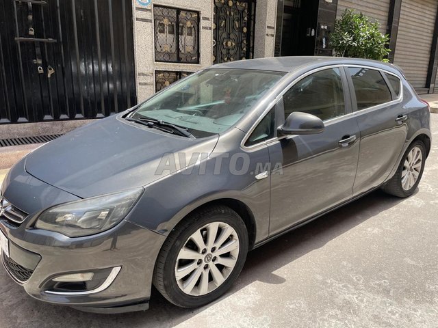 Opel Astra occasion Diesel Modèle 