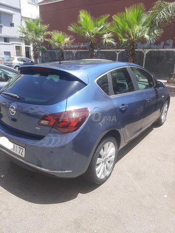 Opel Astra occasion Diesel Modèle 