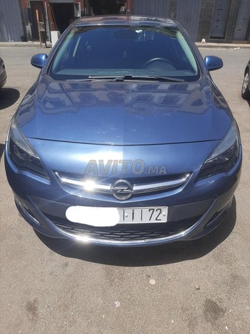 Opel Astra occasion Diesel Modèle 