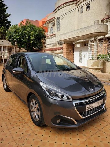 Peugeot 208 occasion Diesel Modèle 