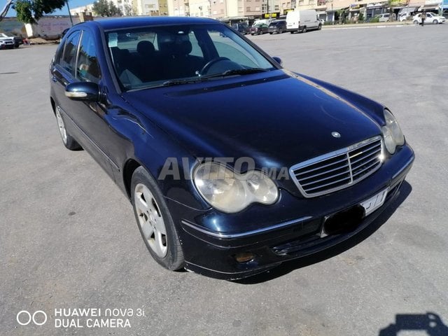 Voiture Mercedes-Benz 220  à Mohammedia  Diesel