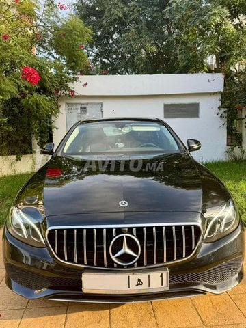 Voiture Mercedes-Benz Classe E  à Rabat  Diesel