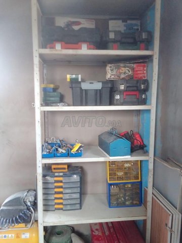 Vendre Deux visseuse Hilti dewalt