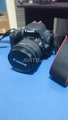 Camera Canon 200D