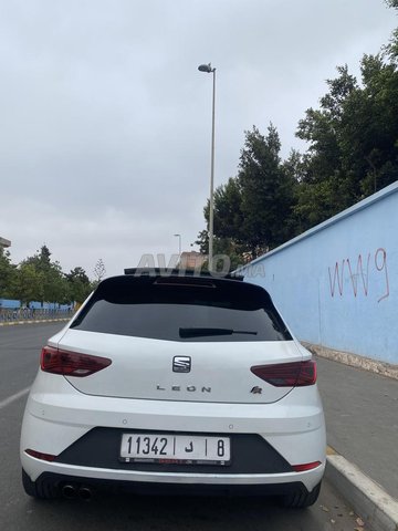 Seat Leon Diesel Manuelle 2017 à Casablanca
