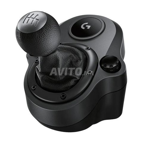 Logitech G29 + driving force + Cd need for speed ps4