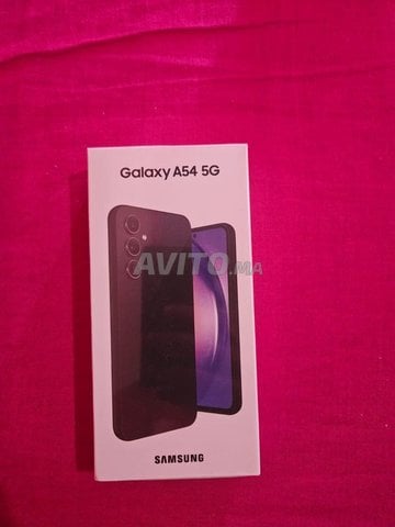 Samsung galaxy A54 5G 8gb neuf  .