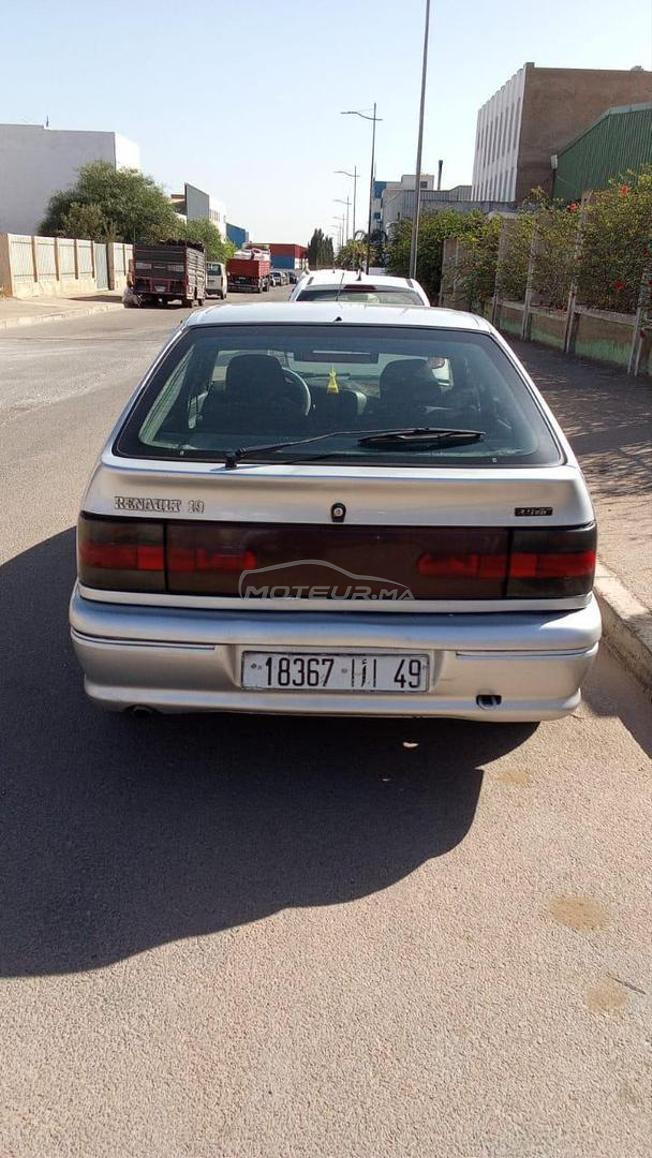 Renault 19