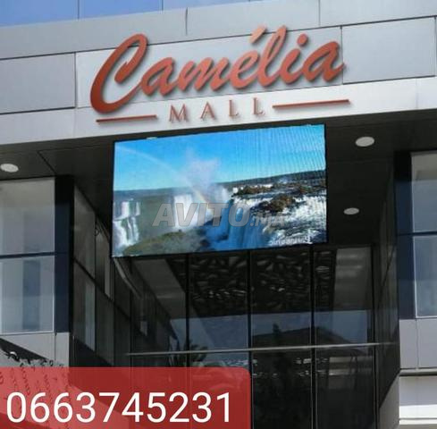 Magazin bien situé à Camelia mall