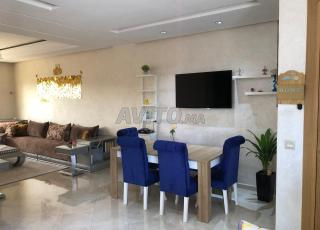 شقة فاخرة في وسط المدينة للإيجار طويل الأمد في أغادير