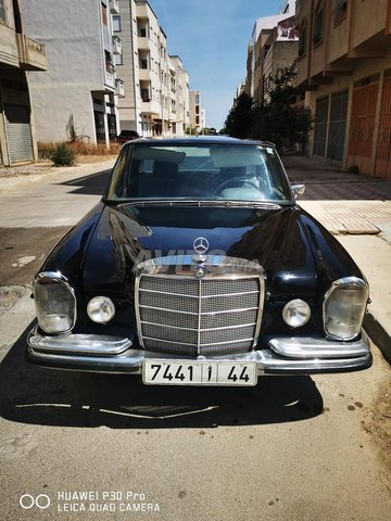 Mercedes-Benz 280 occasion Diesel Modèle 