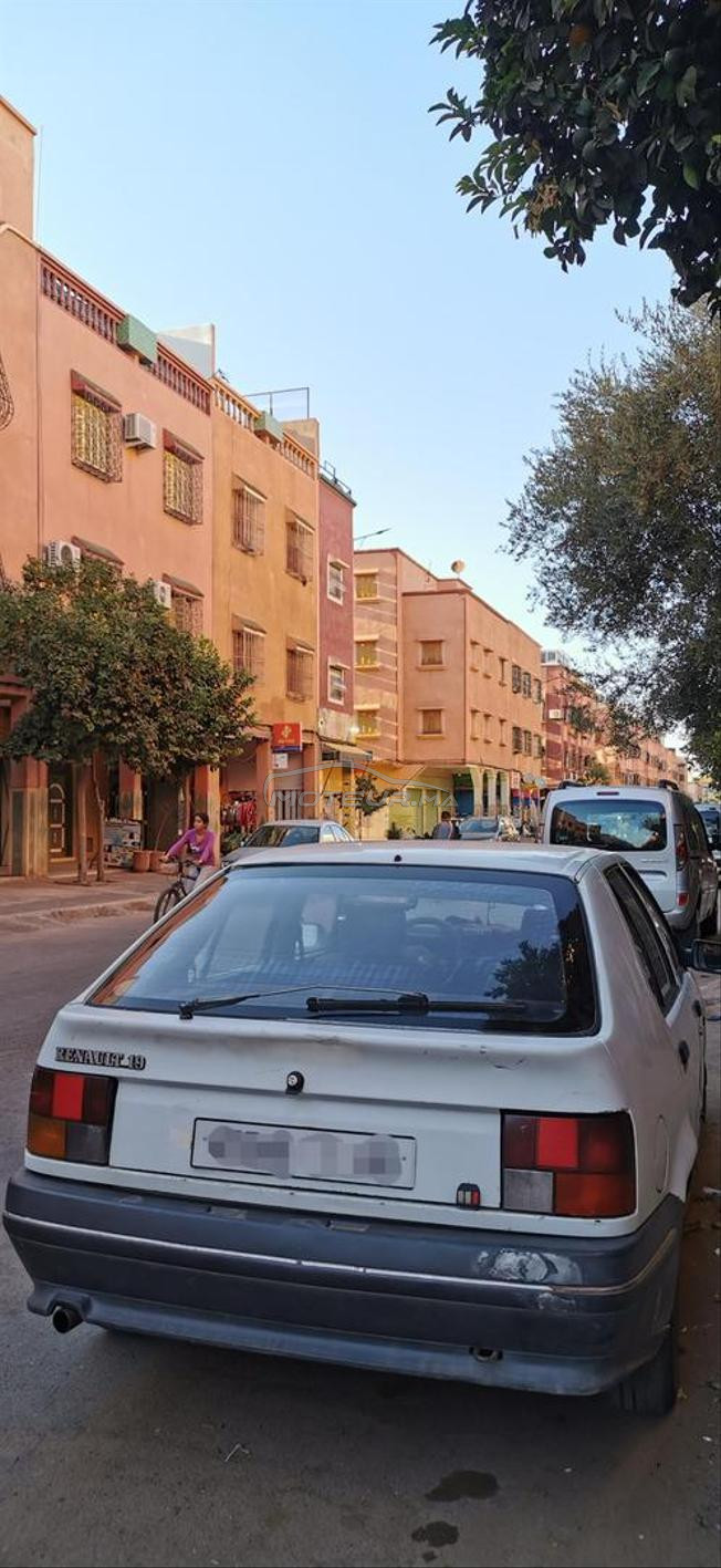 Renault 19 