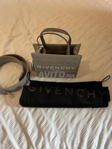 Givenchy Paris