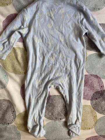 Pyjama pour bébé très bon état 