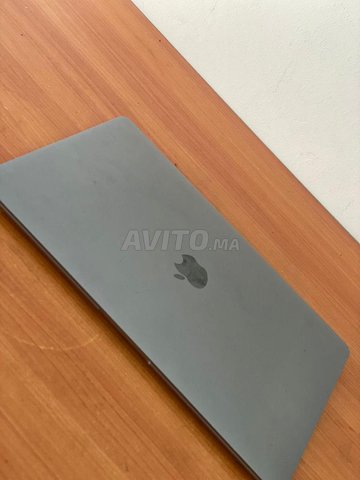 Macbook i5 2019 retina avec chargeur 