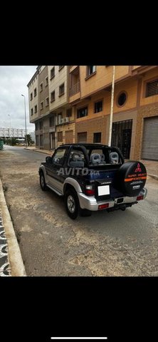 Mitsubishi pajero occasion Essence Modèle 