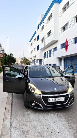 Peugeot 208 occasion Diesel Modèle 