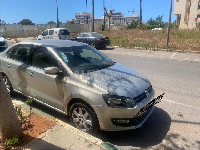 Volkswagen polo_sedan occasion Diesel Modèle 