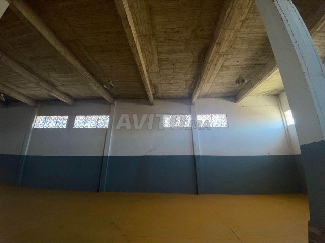 Hangar 800 m² à Dar Bouazza à Casablanca CE 200 KV
