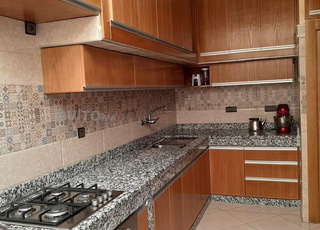 Maison R 2 commerciale à Vendre