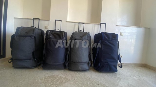 Valises
