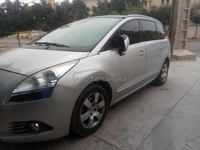 Peugeot 5008 Diesel Automatique 2012 à Agadir