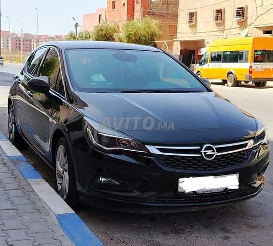 Opel Astra occasion Diesel Modèle 