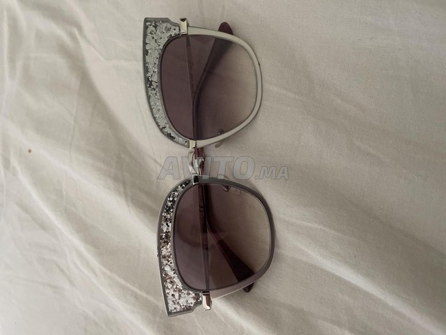 Des lunettes Jimmy choo