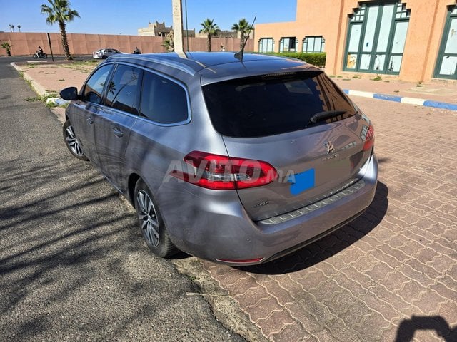 Peugeot 308 SW occasion Diesel Modèle 