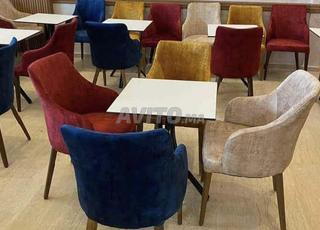 كراسي وطاولات للمقاهي في المغرب للبيع