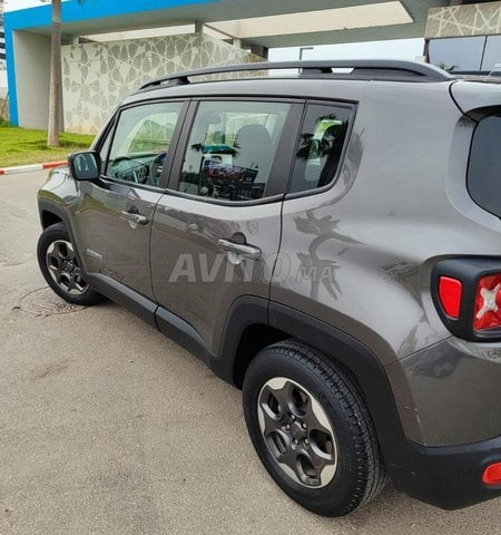 Jeep Renegade occasion Diesel Modèle 