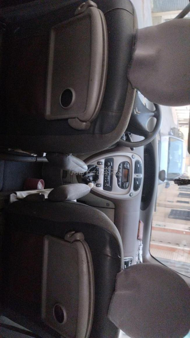 Citroen Xsara Picasso bleue 