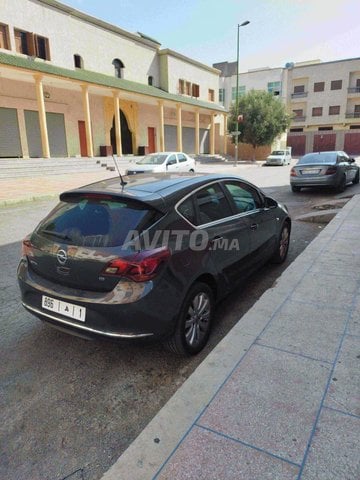 Opel Astra occasion Diesel Modèle 