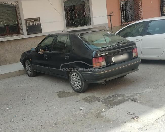 Renault 19