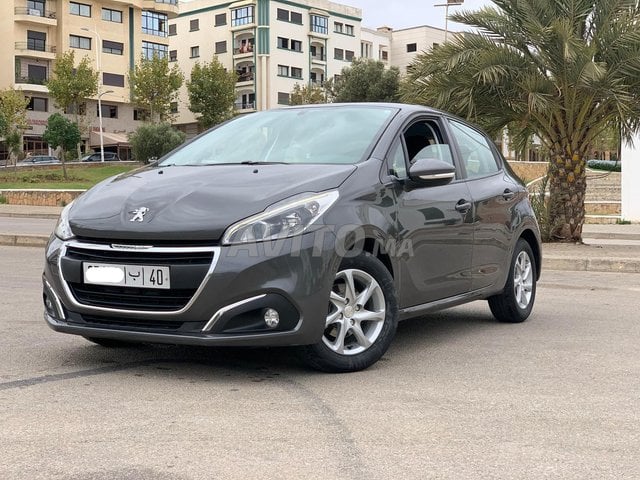 Peugeot 208 occasion Diesel Modèle 