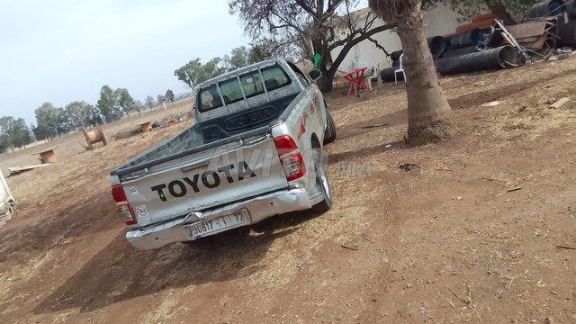 Toyota Hilux occasion Diesel Modèle 