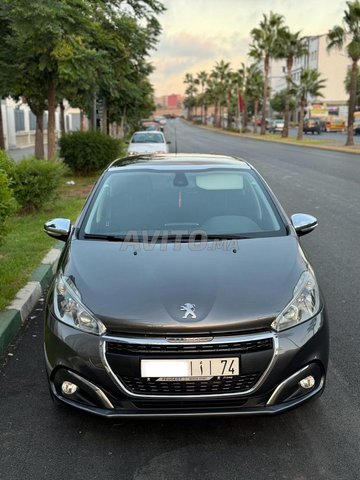 Peugeot 208 occasion Diesel Modèle 