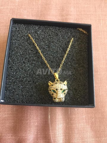 Collier avec pendentif 
