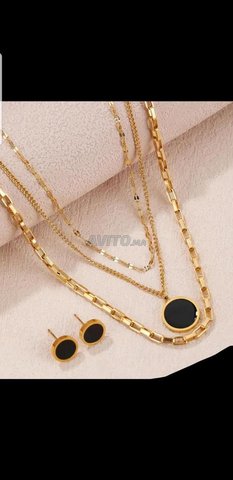 Collier boucle d'oreille 