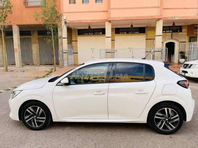 Peugeot 208 occasion Diesel Modèle 