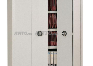 Armoire à portes pliantes