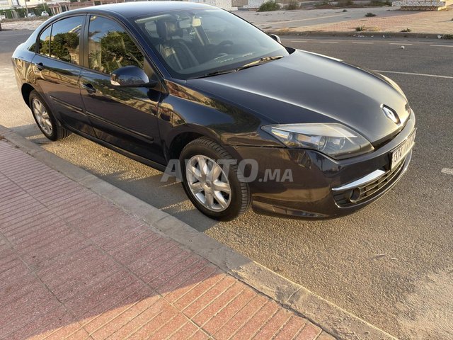 Renault Laguna occasion Diesel Modèle 