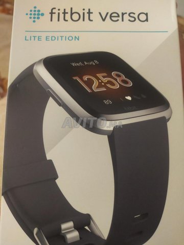 Montre Fitbit Versa Lite Smartwatch