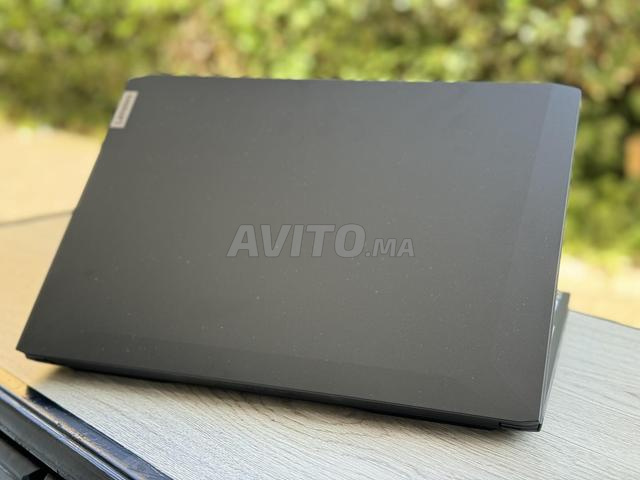 Lenovo Gaming neuf 512 SSD GTX 1650