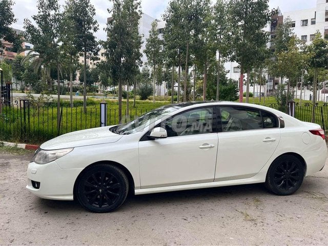 Renault Latitude Diesel Automatique 2013