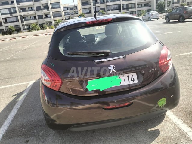 Peugeot 208 occasion Diesel Modèle 