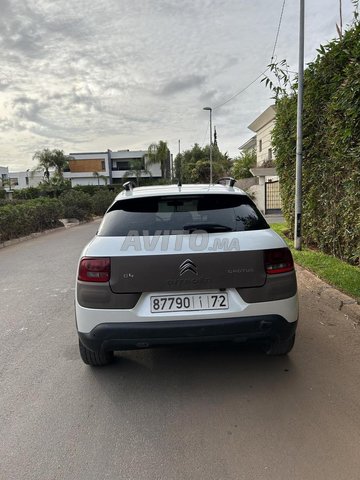 Citroen C4 CACTUS occasion Diesel Modèle 